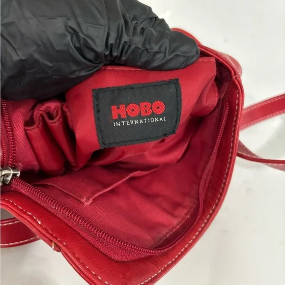 HOBO Red Leather Crossbody Bag - Picture 4 of 11